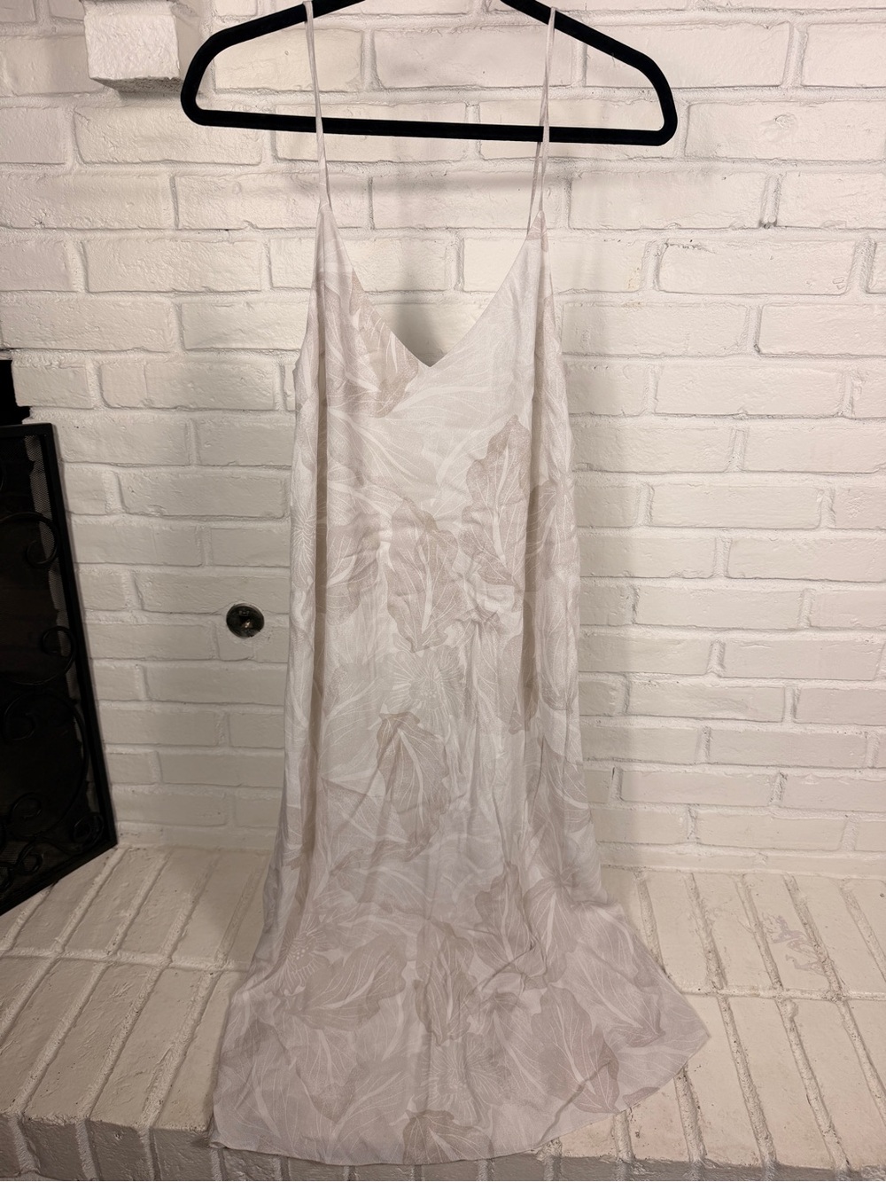 Wilfred Aritzia Floral Slip Dress Small Ivory Beige Midi Cowl Neck Bias‎ Satin